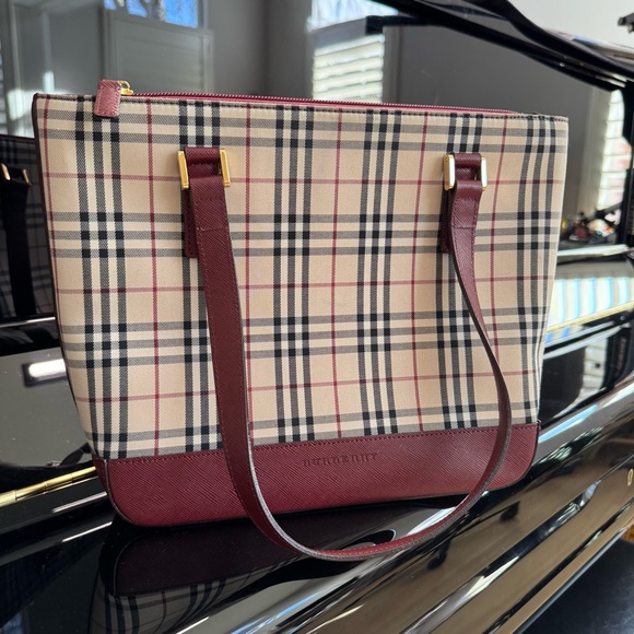 Burberry Nova Check Canvas Zip Top Tote Burgundy Leather Trim Auth - Picture 4 of 13